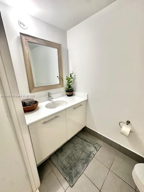 MINT CONDO - Residential