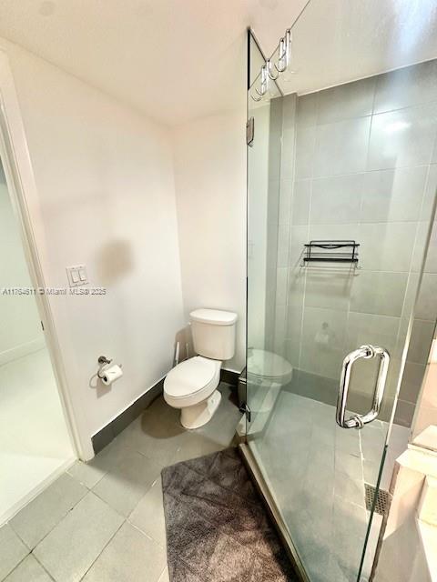 MINT CONDO - Residential