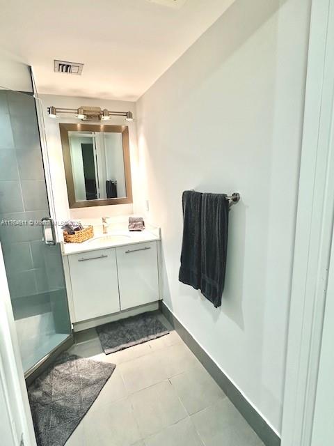 MINT CONDO - Residential