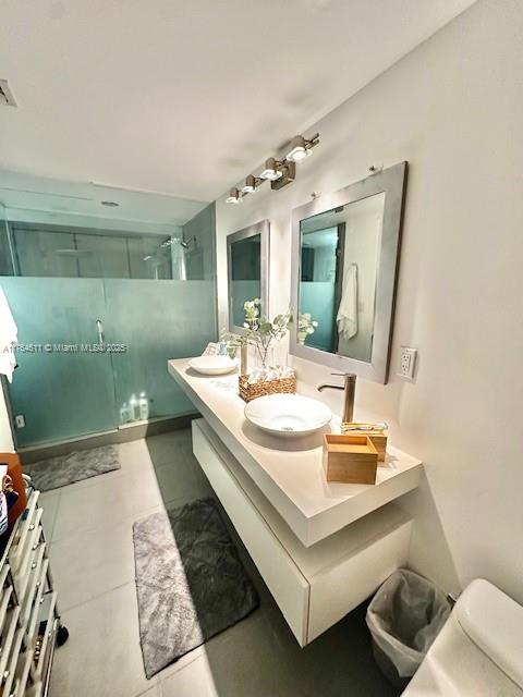 MINT CONDO - Residential