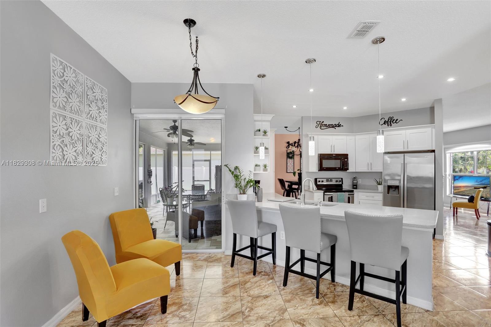 TAMARIND PARKE AT CYPRESS - Residential