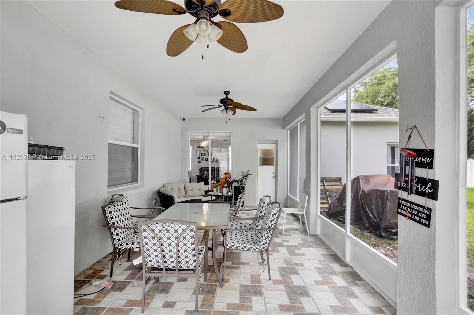 TAMARIND PARKE AT CYPRESS - Residential