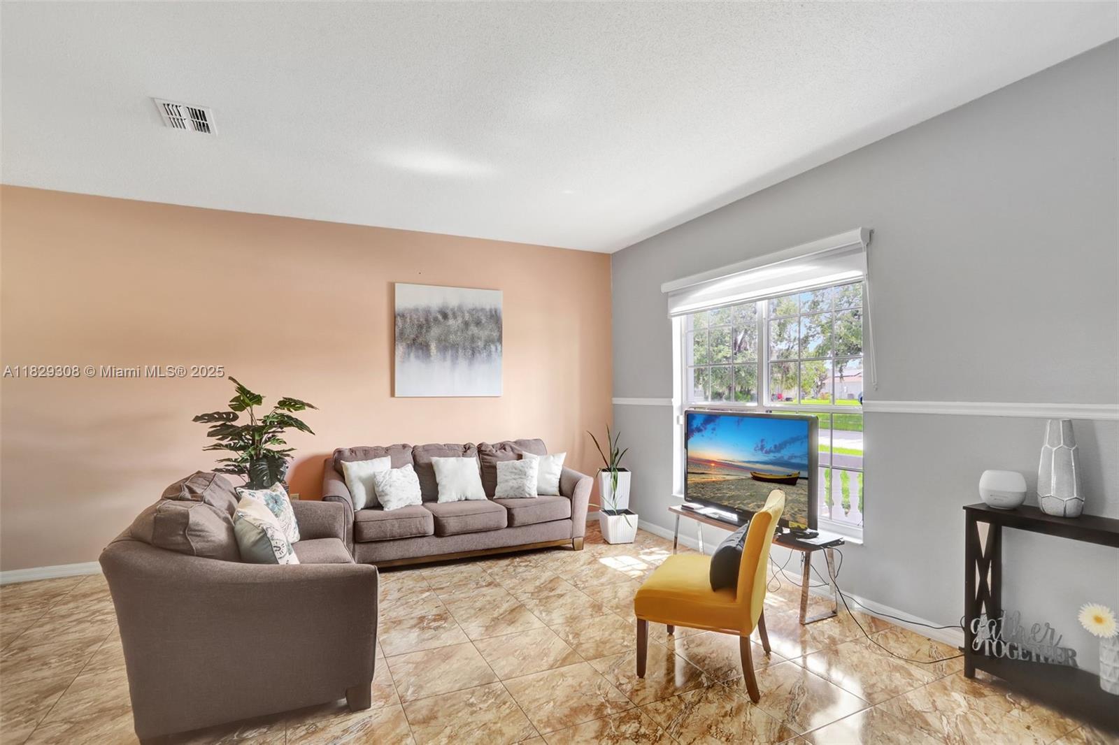 TAMARIND PARKE AT CYPRESS - Residential