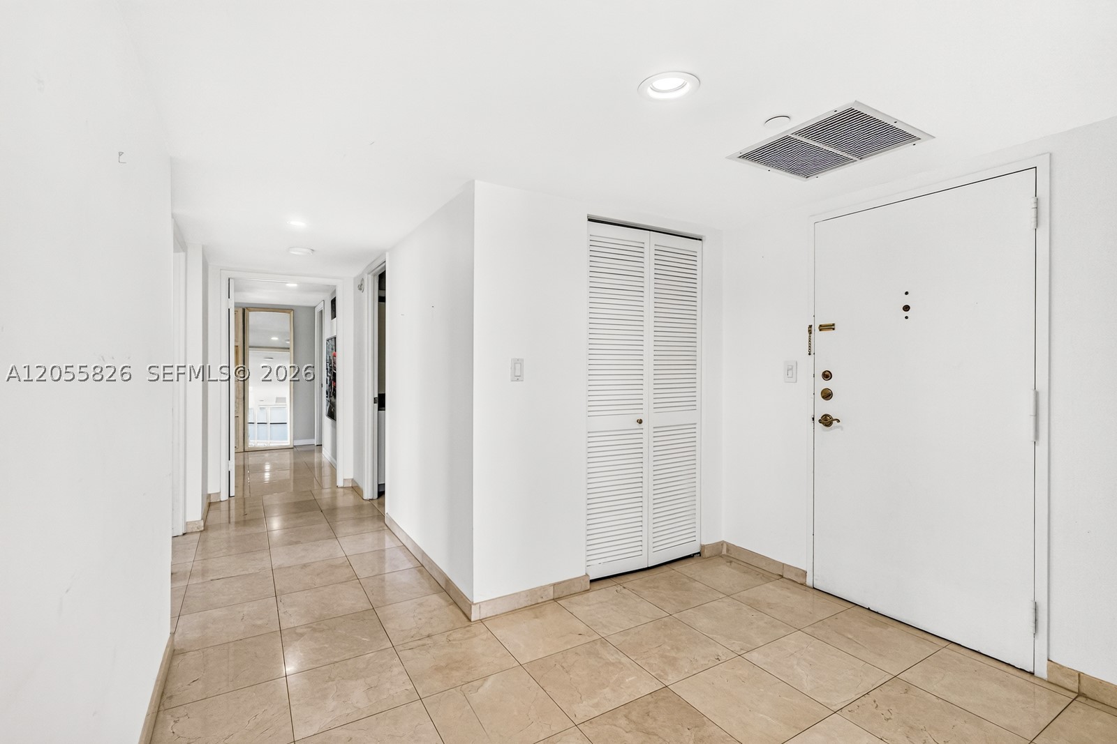 BRICKELL PLACE CONDO - Residential Lease