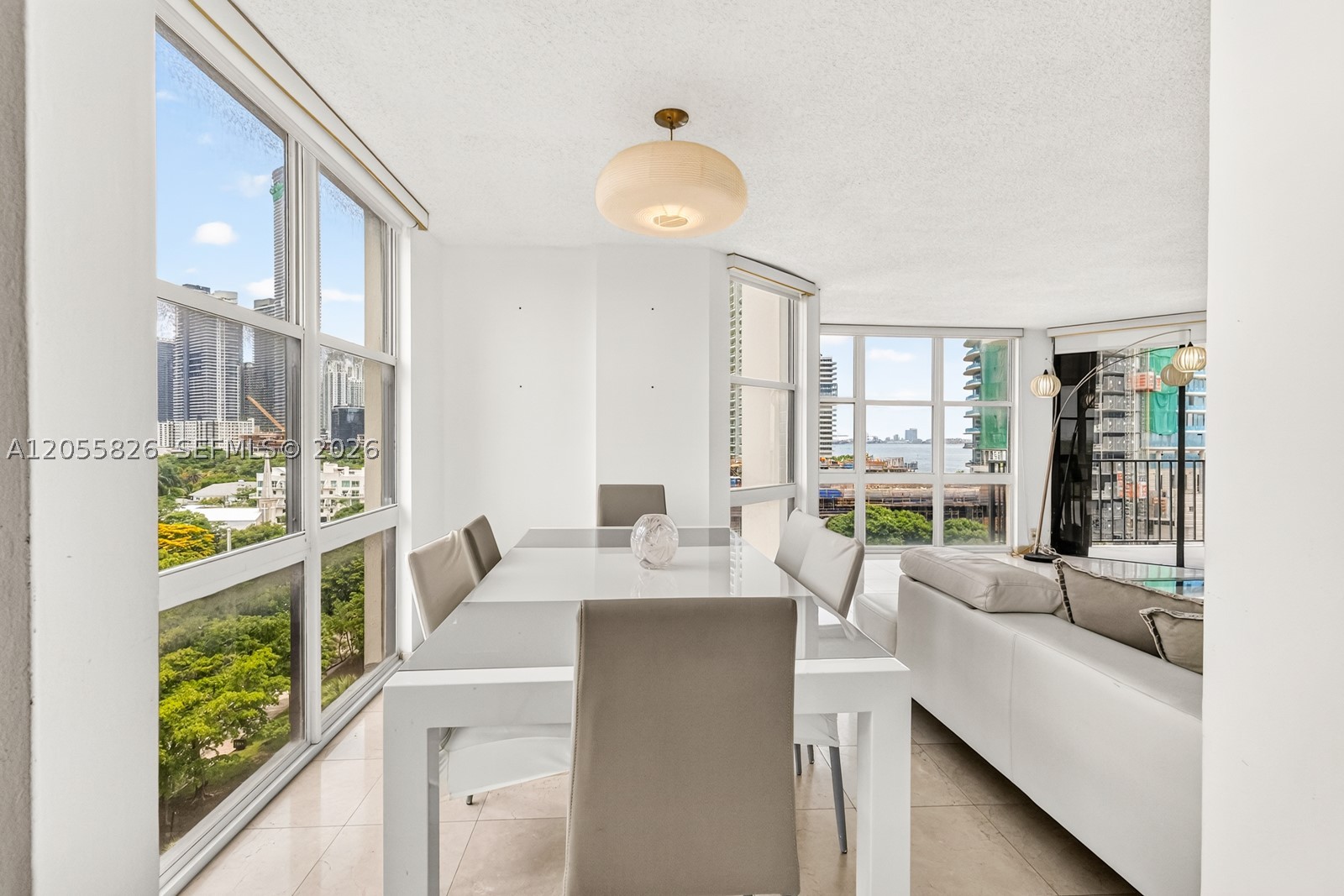 BRICKELL PLACE CONDO - Residential Lease