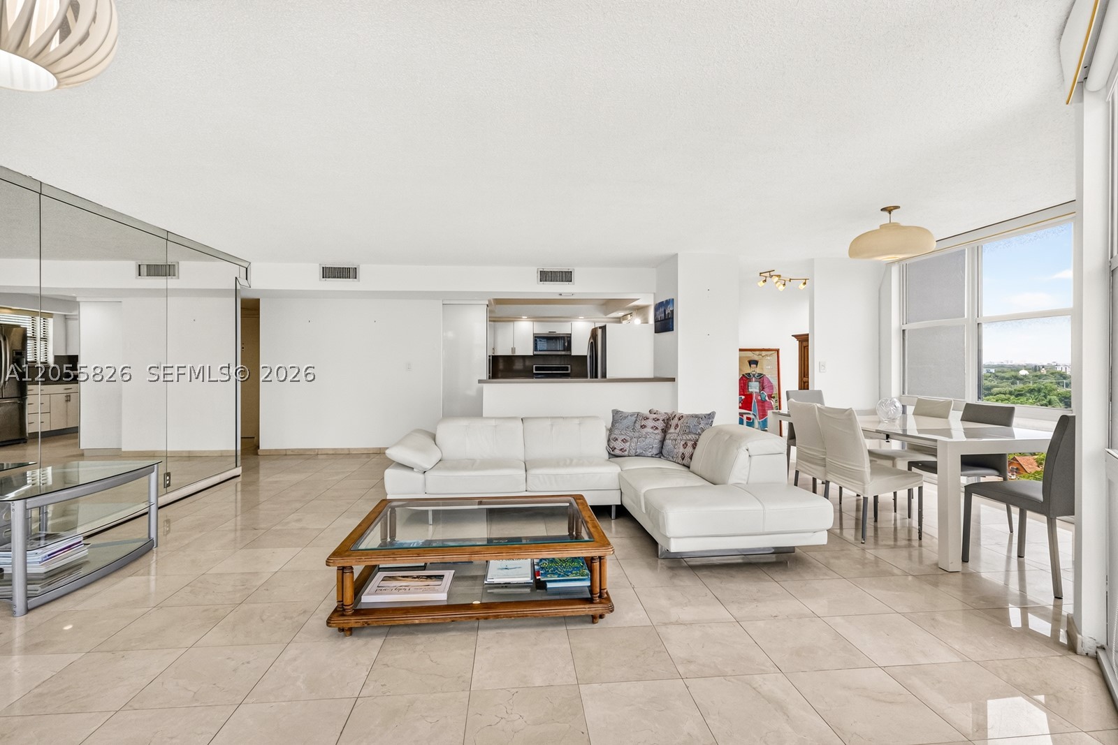 BRICKELL PLACE CONDO - Residential Lease
