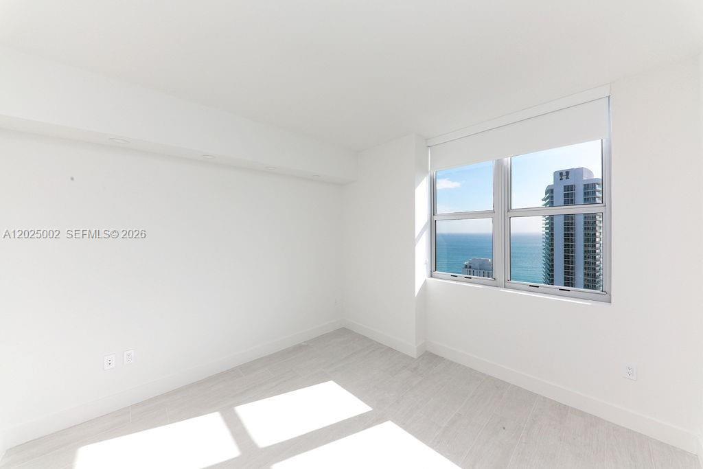 4010 SOUTH OCEAN CONDO - Residential Lease