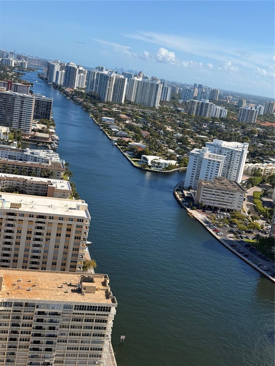 4010 SOUTH OCEAN CONDO - Residential Lease
