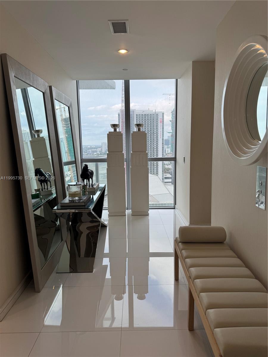 MARQUIS CONDO - Residential Lease