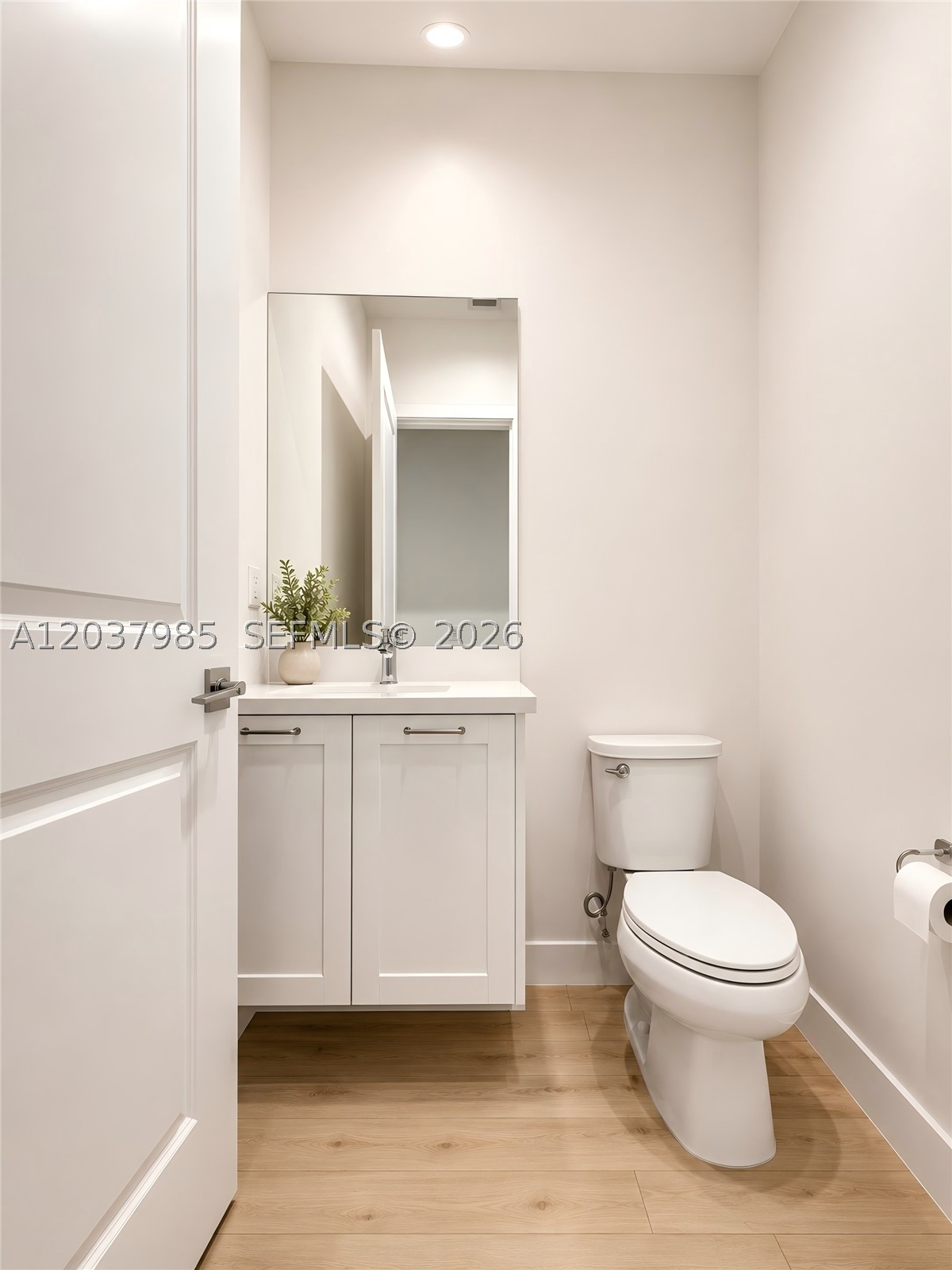 DOWNTOWN DORAL SOUTH PHAS - Residential Lease