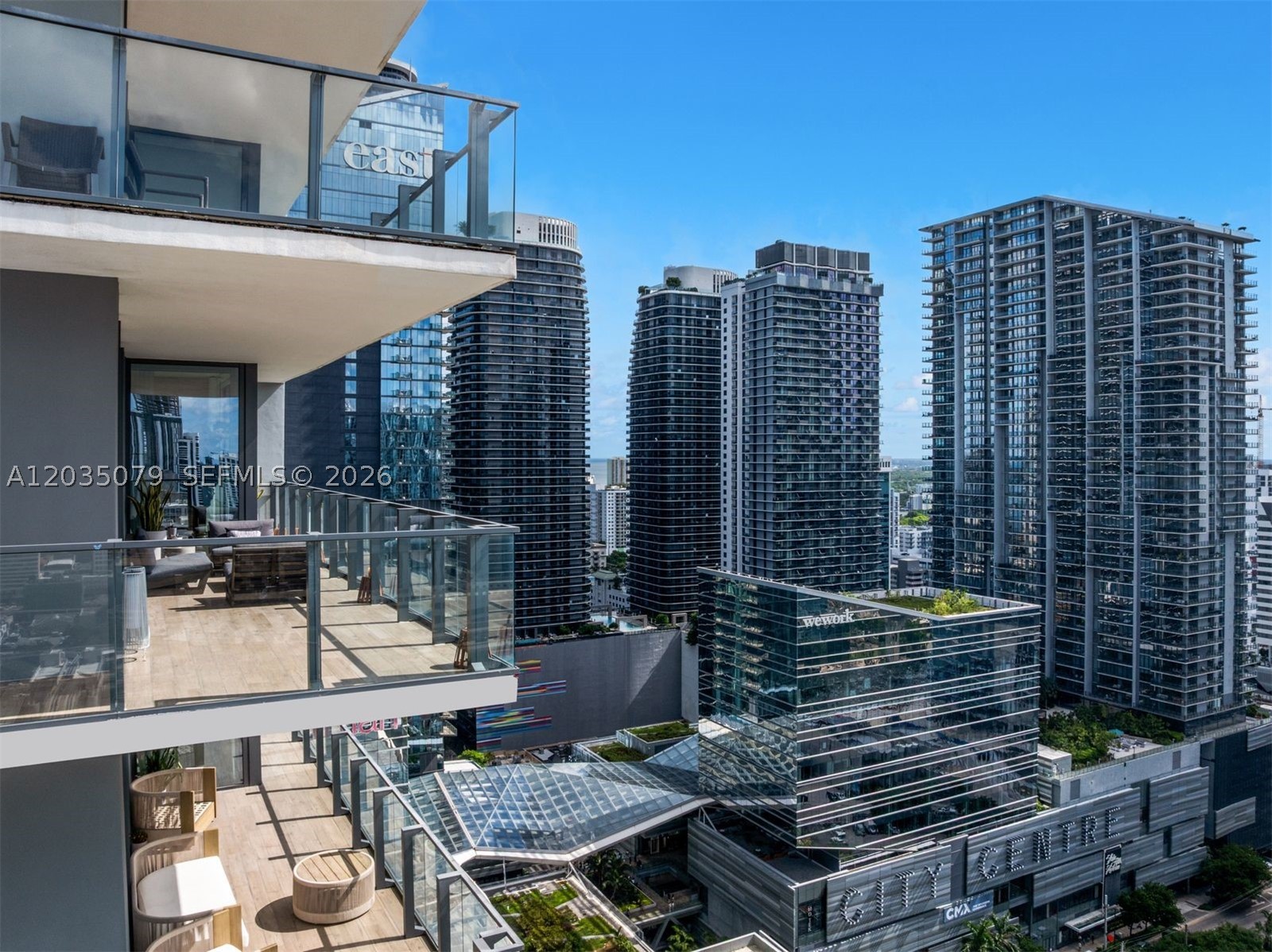 REACH CONDO - Residential