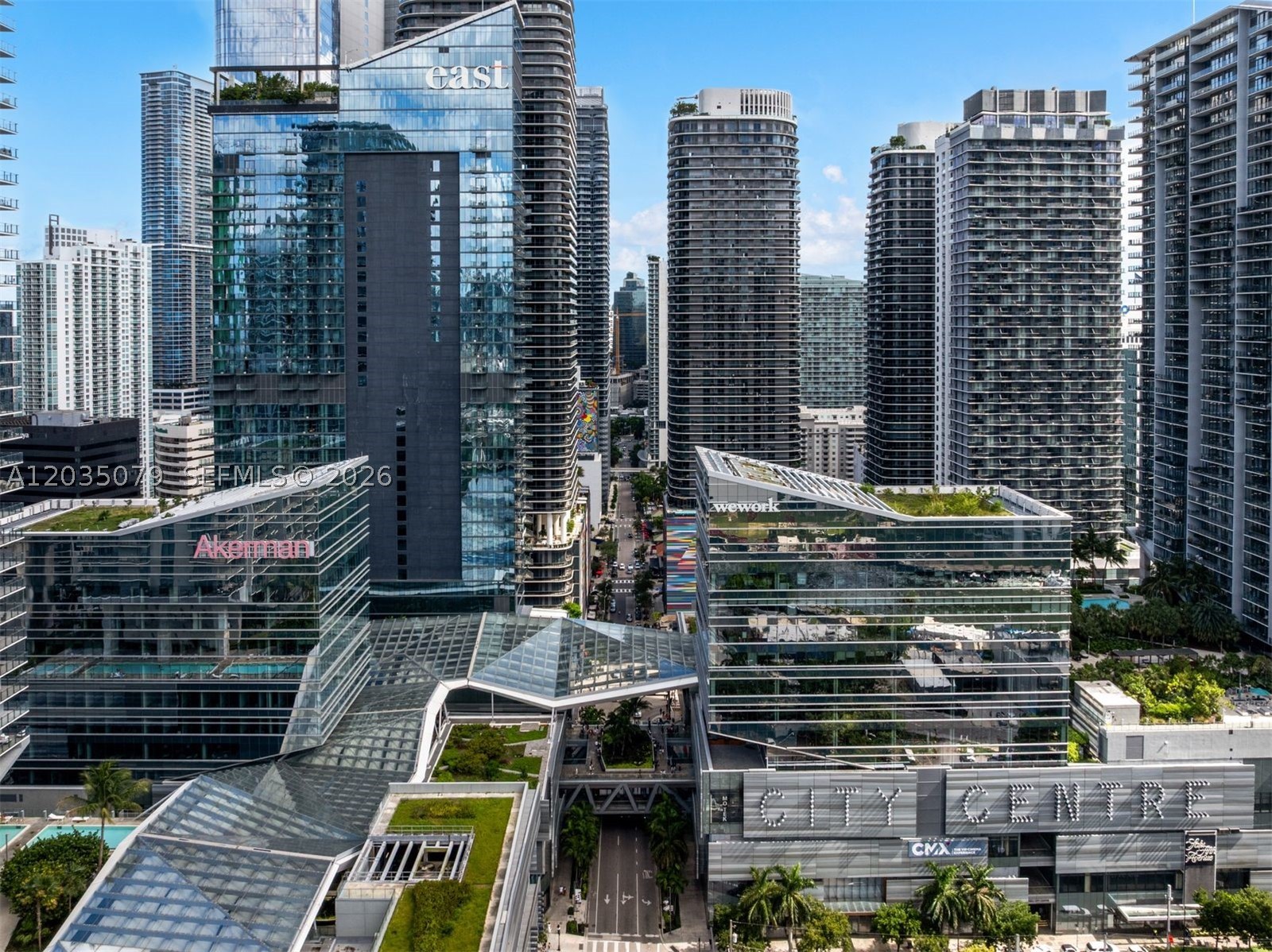 REACH CONDO - Residential