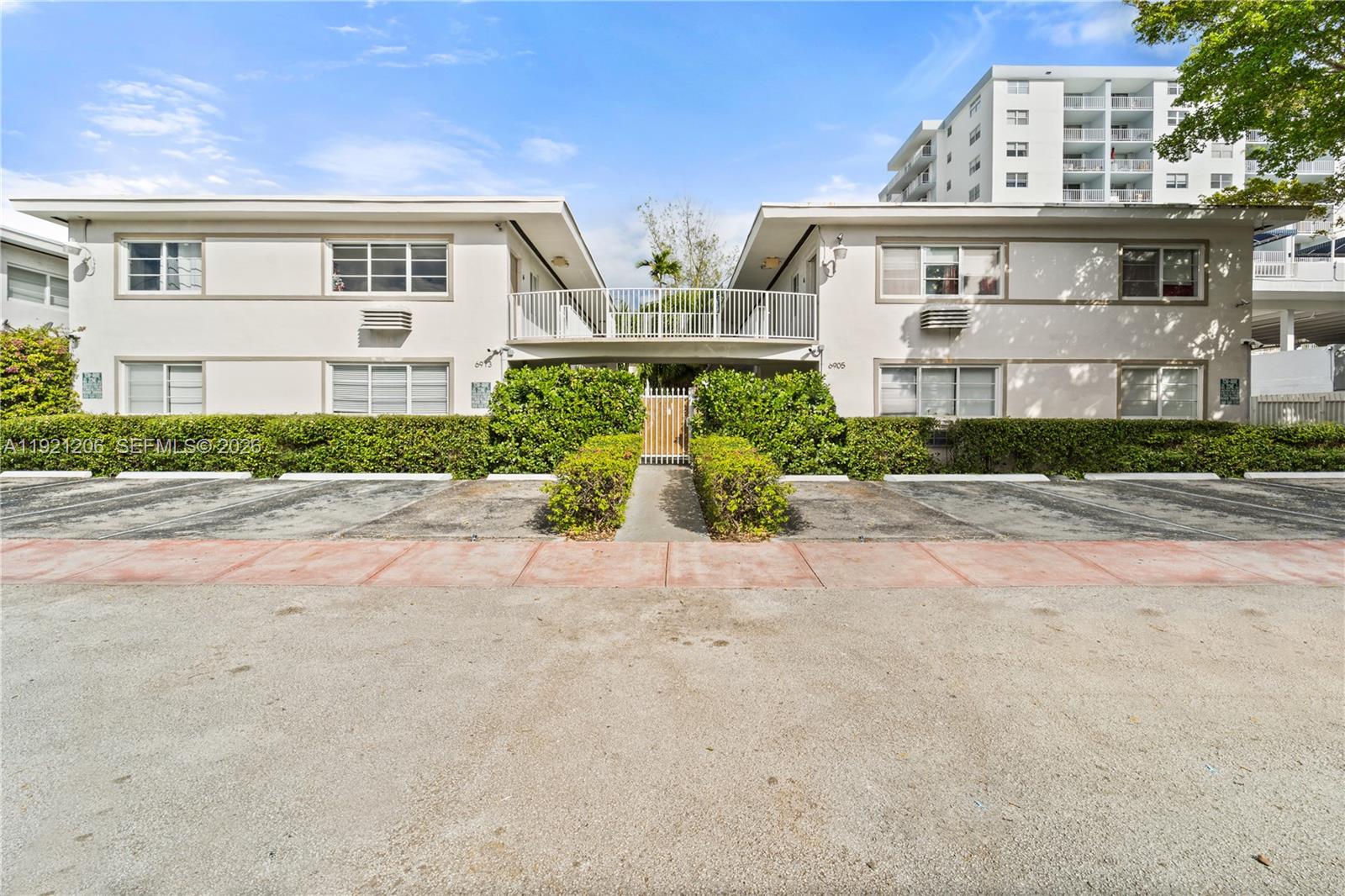 OCEANSIDE SEC ISLE OF NOR - Residential Lease