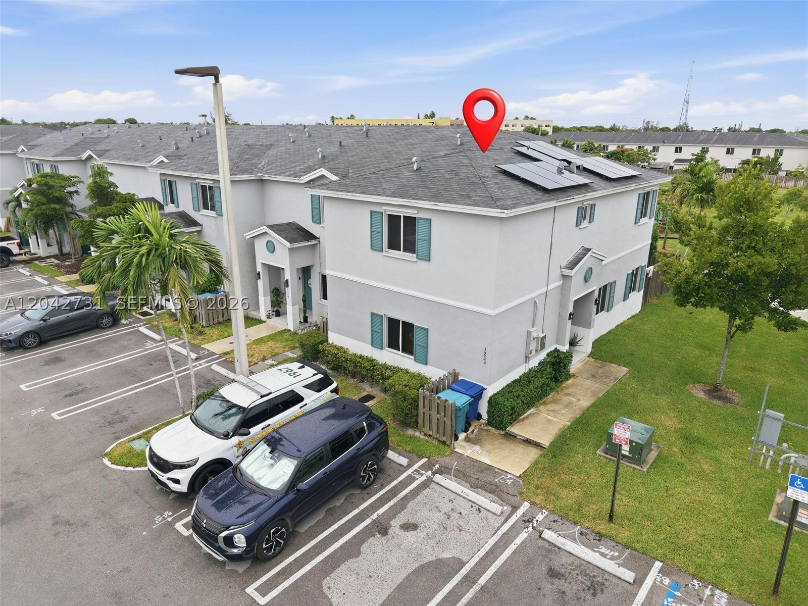 FOREST PARK VILLAS - Residential