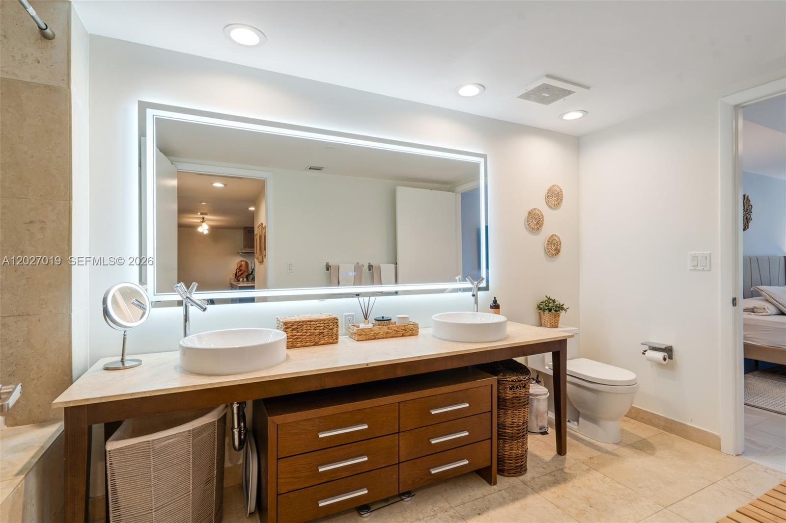 ICON BRICKELL NO TWO - Residential Lease