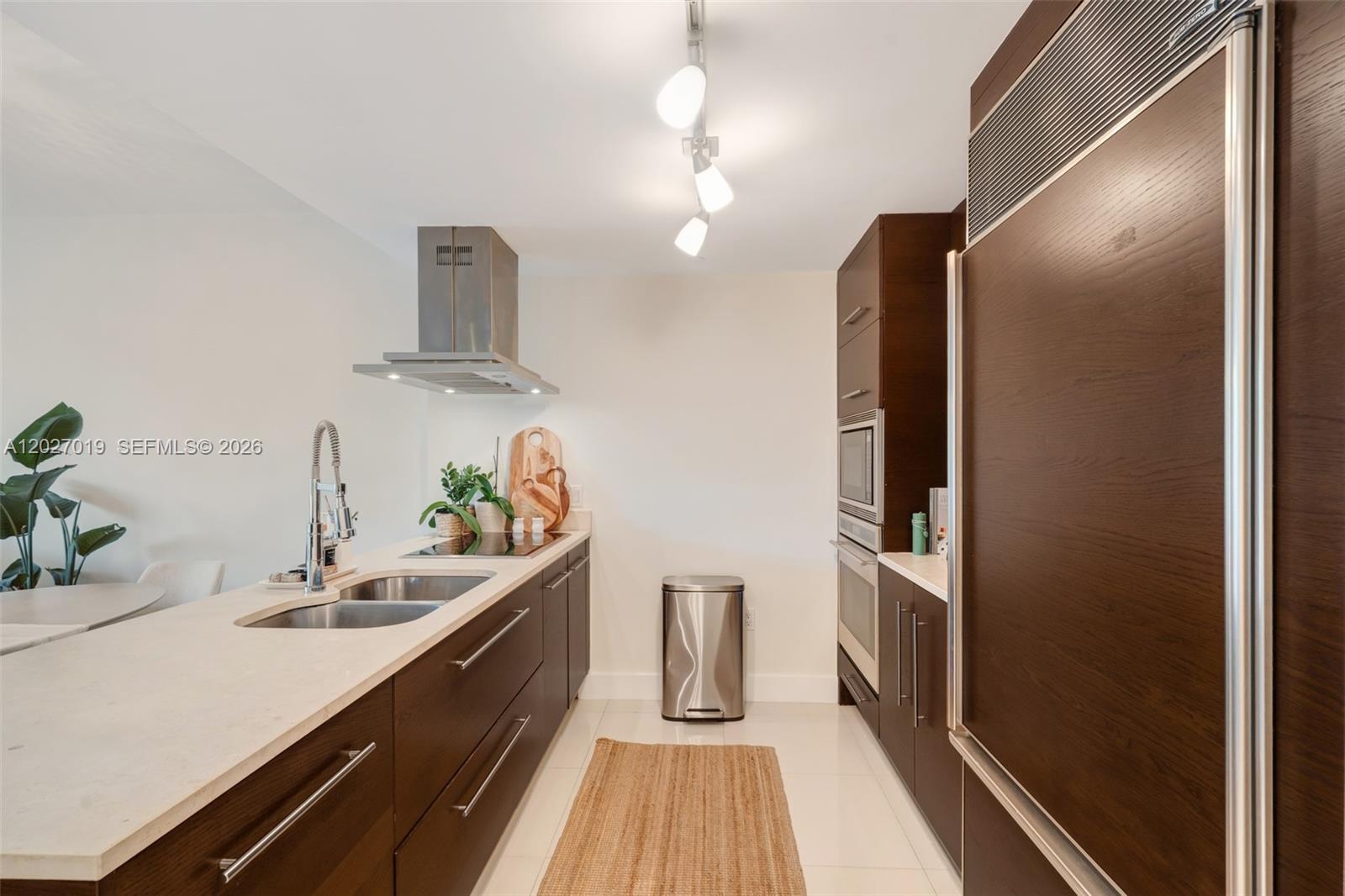 ICON BRICKELL NO TWO - Residential Lease