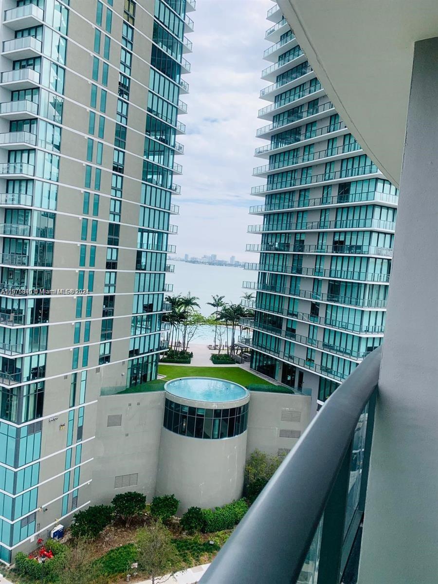 PARAISO BAYVIEWS CONDO - Residential Lease