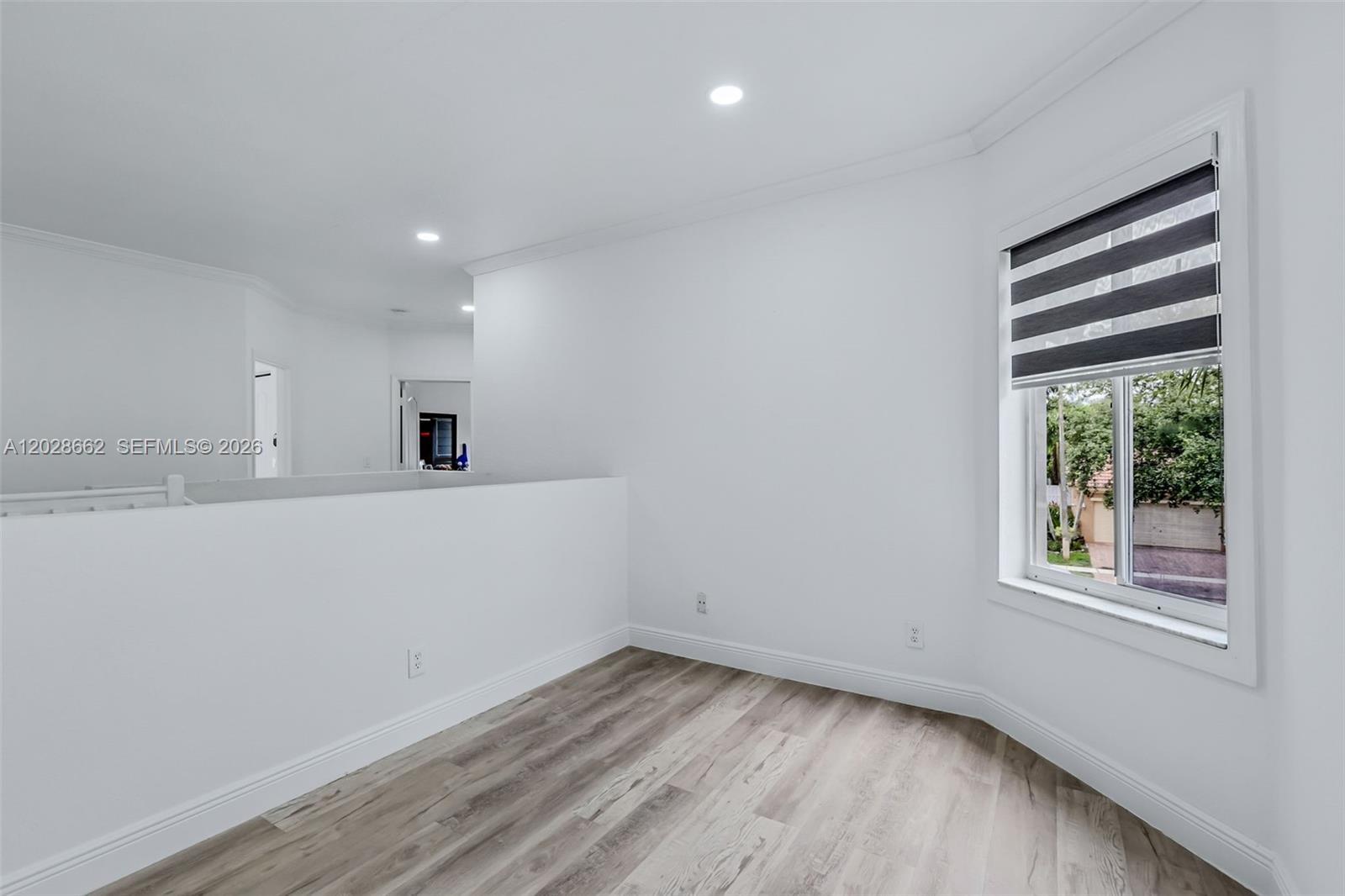 POD 10 AT MONARCH LAKES - Residential