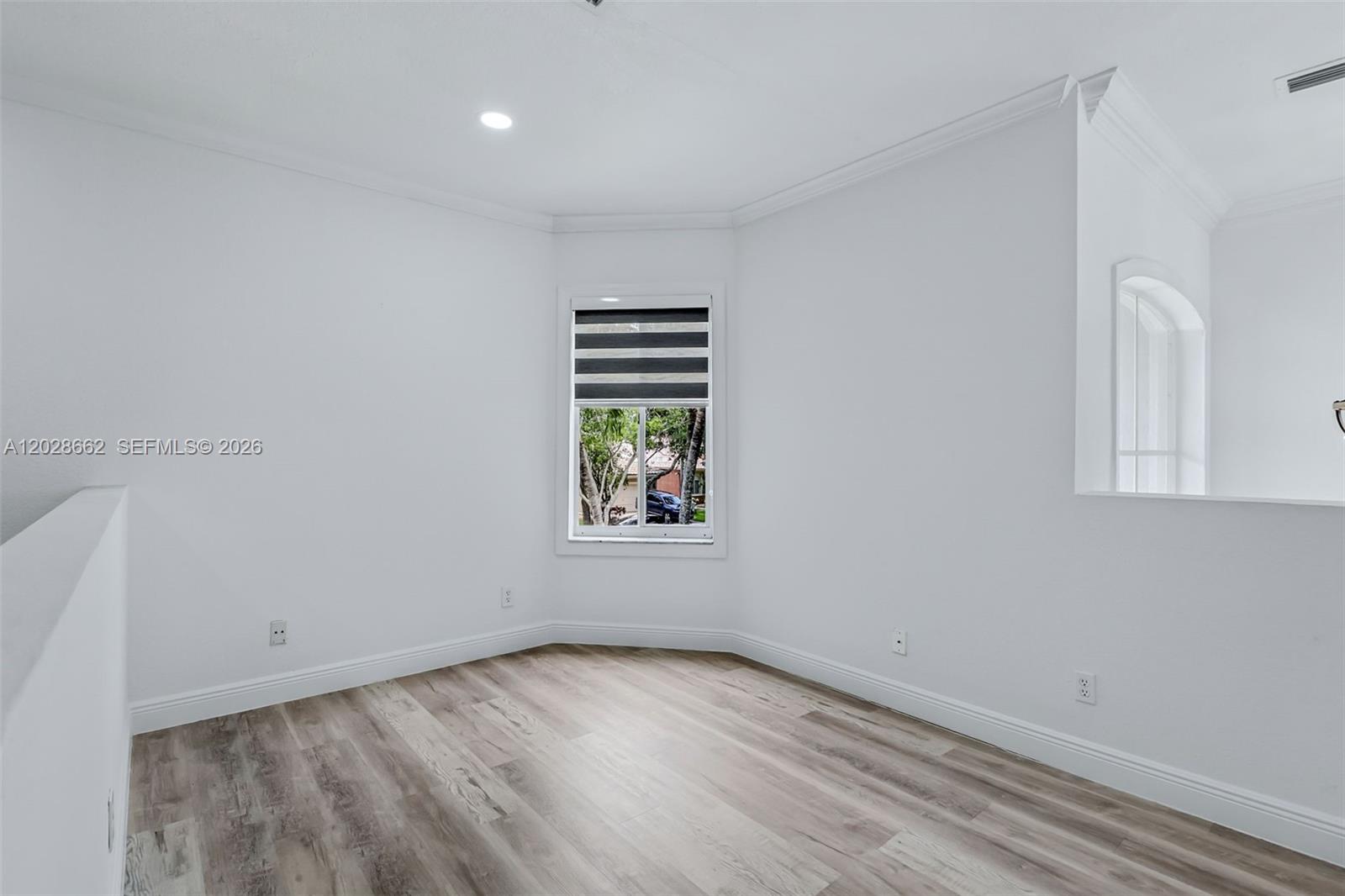 POD 10 AT MONARCH LAKES - Residential