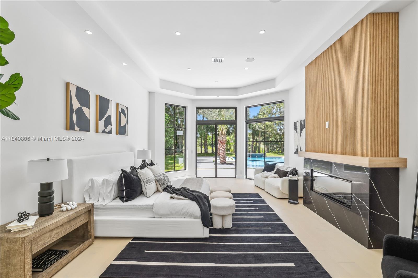 BREAKERS WEST 18 - Residential