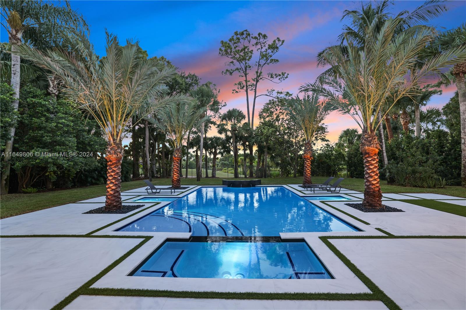 BREAKERS WEST 18 - Residential