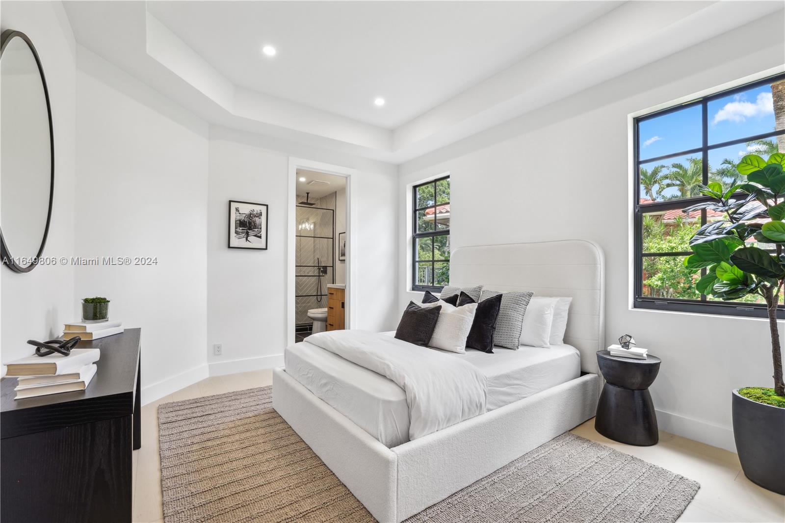 BREAKERS WEST 18 - Residential