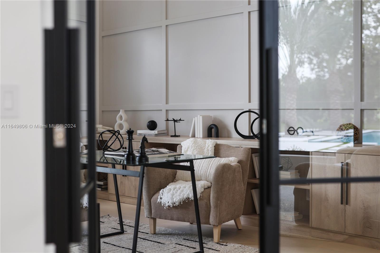 BREAKERS WEST 18 - Residential