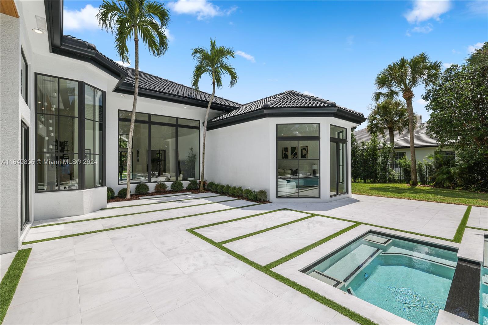 BREAKERS WEST 18 - Residential