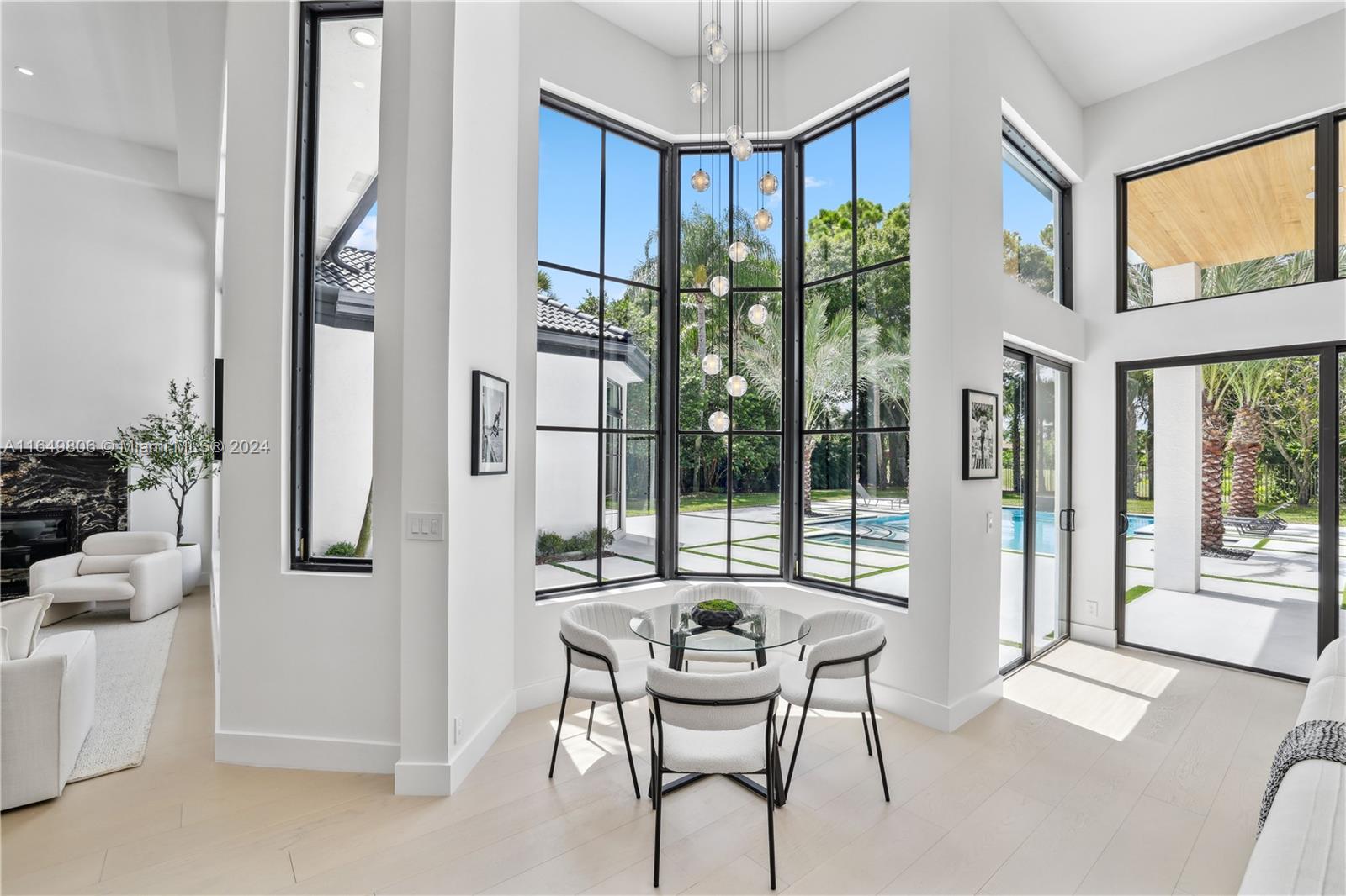 BREAKERS WEST 18 - Residential