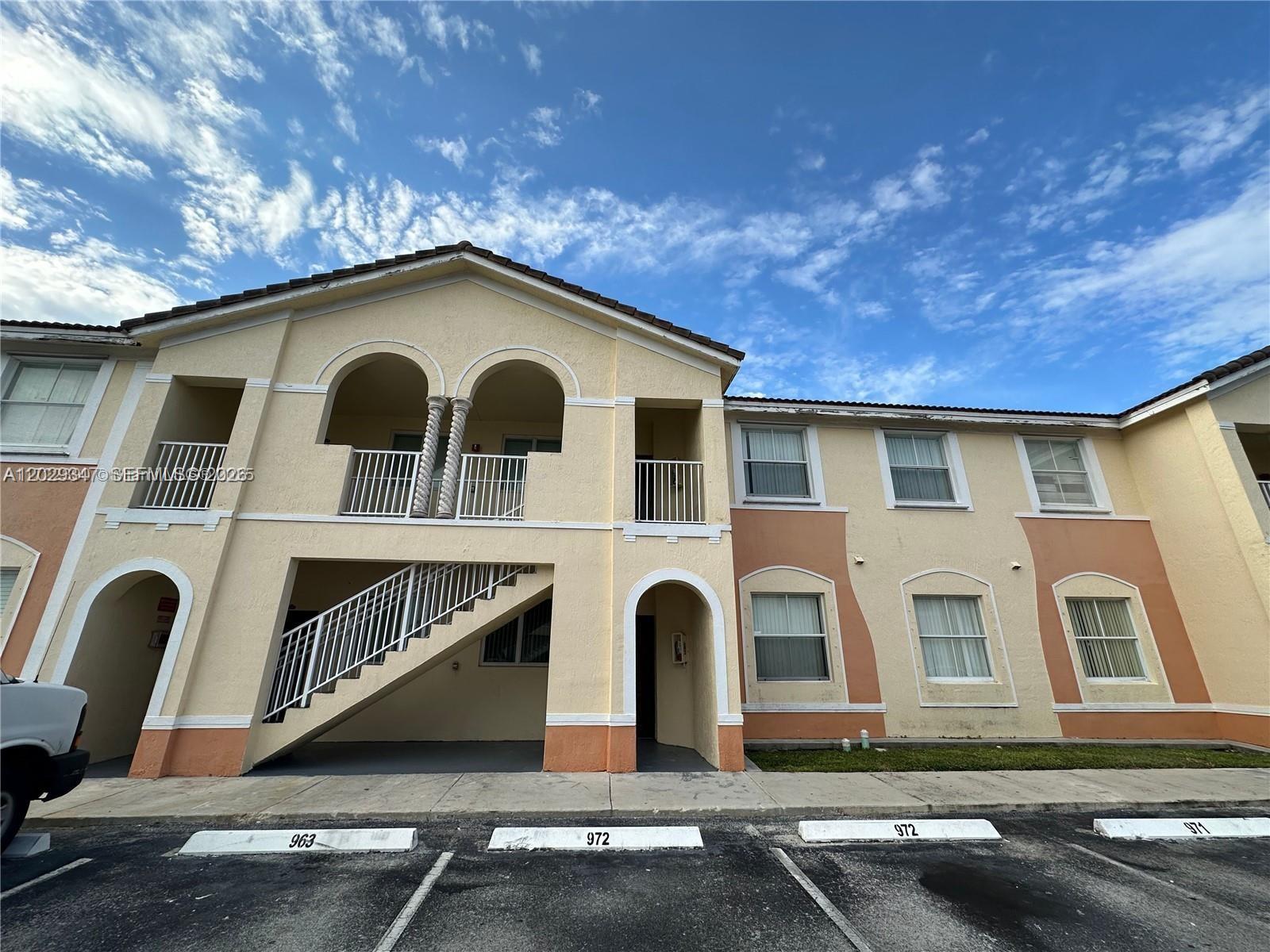 3/2 on desirable Keys Cove Community, property will be paint and professionally clean prior to move inn.

DO NOT DISTURB TENANTS!!!! 24 HRS PRIOR TO SHOWING REQUIERD!!!!!