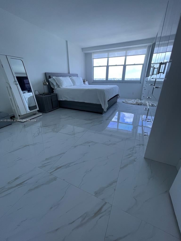 WAVE CONDO - Residential
