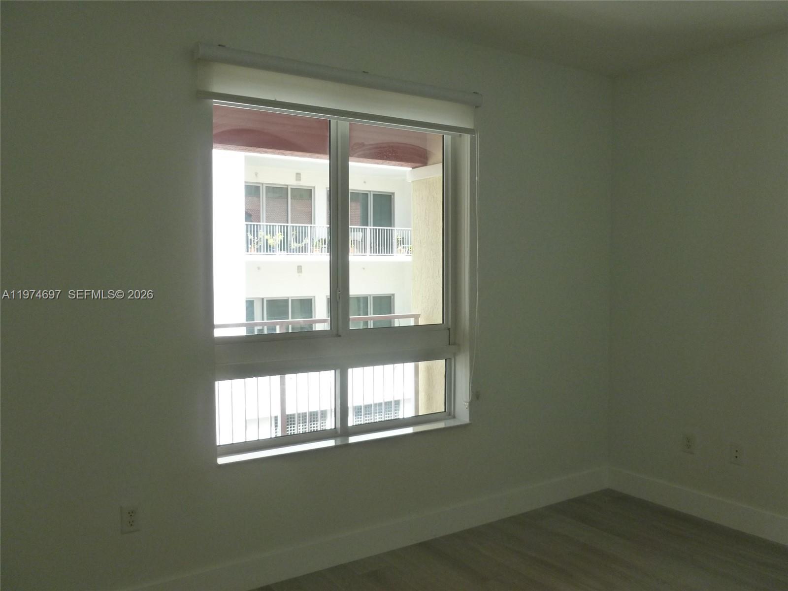 TOSCANO CONDO - Residential