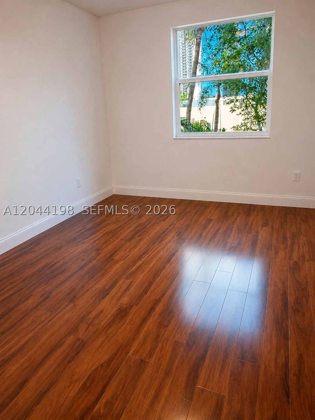 PORTO BELLAGIO CONDO - Residential Lease