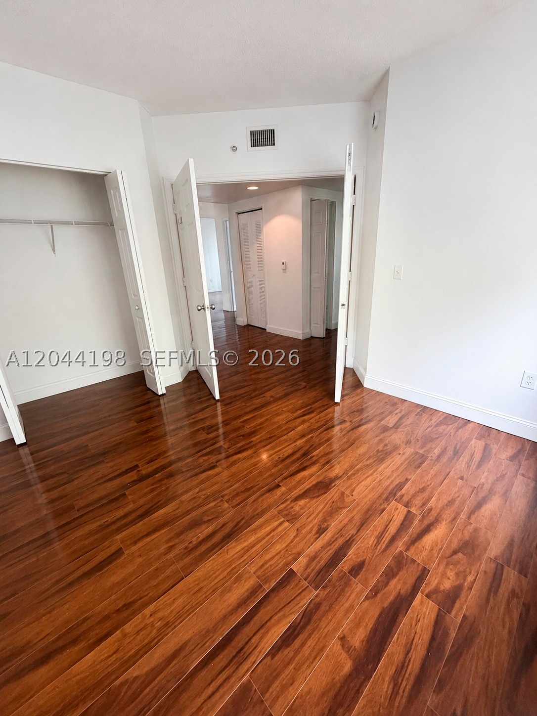 PORTO BELLAGIO CONDO - Residential Lease