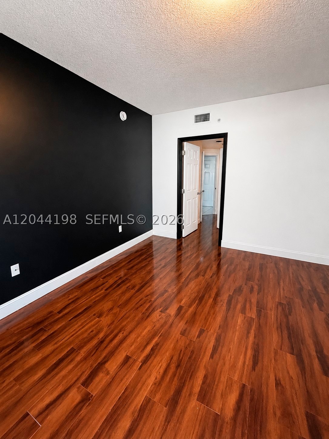 PORTO BELLAGIO CONDO - Residential Lease