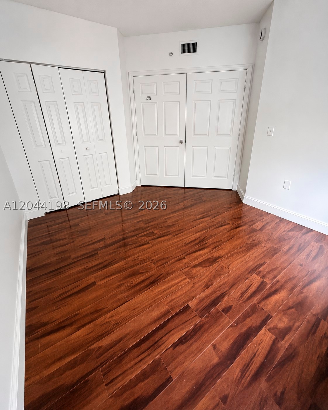 PORTO BELLAGIO CONDO - Residential Lease