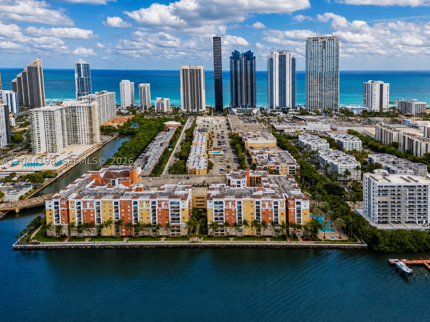 PORTO BELLAGIO CONDO - Residential Lease