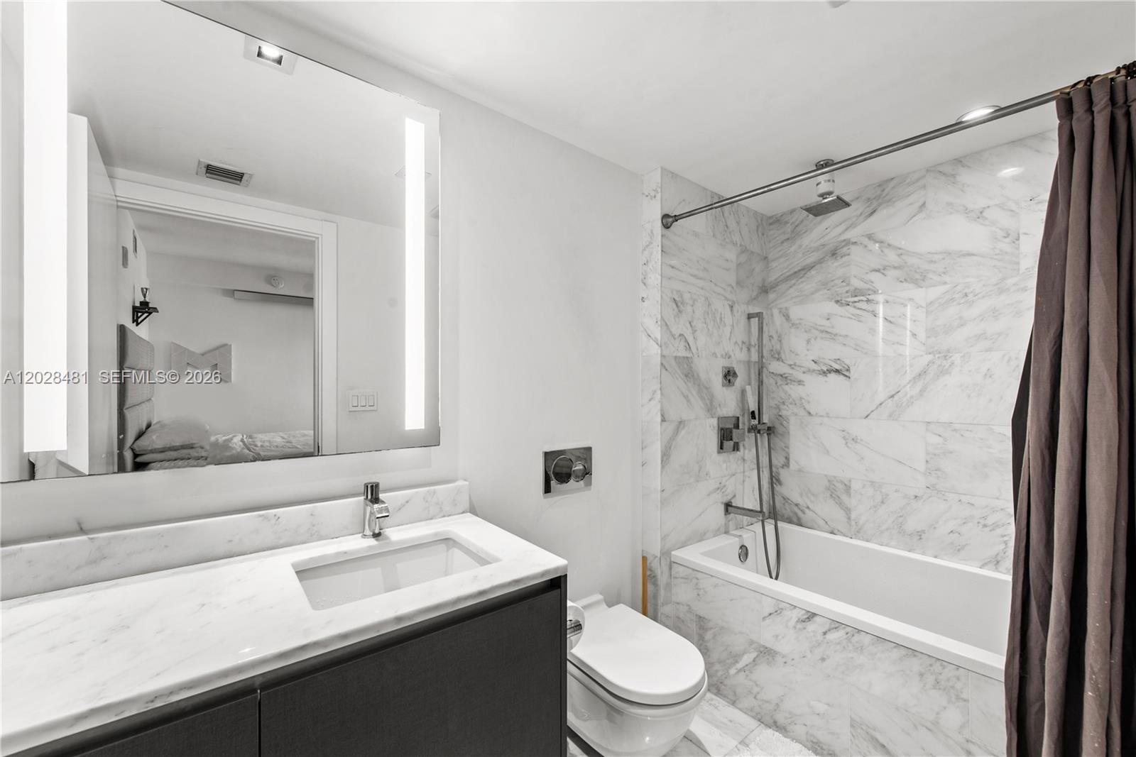 ECHO BRICKELL CONDO - Residential Lease