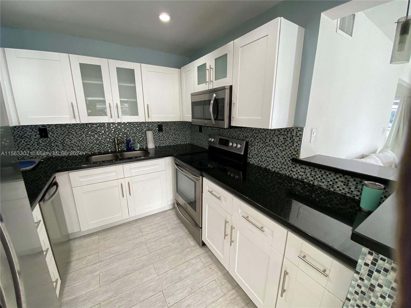 SUNSHINE BAY CONDO - Residential Lease