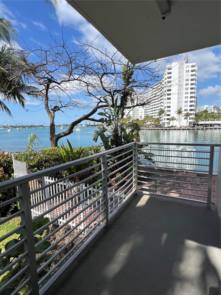 SUNSHINE BAY CONDO - Residential Lease