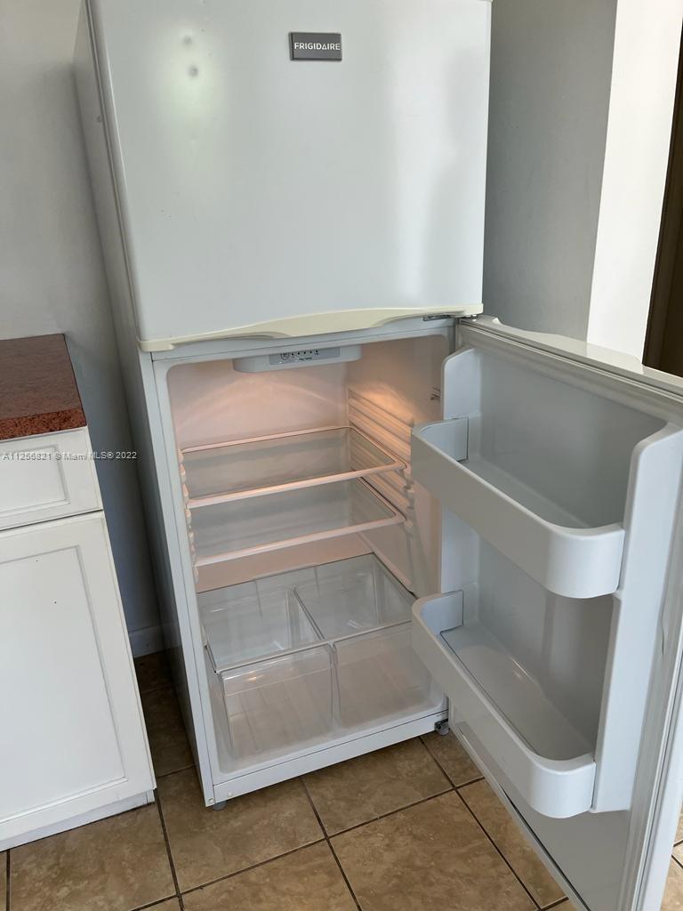 GALEN DRIVE CONDO APTS - Residential Lease