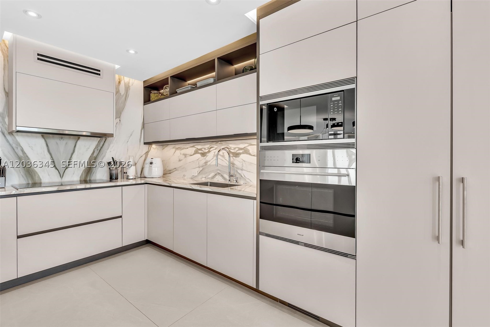 BRISTOL TOWER CONDO - Residential