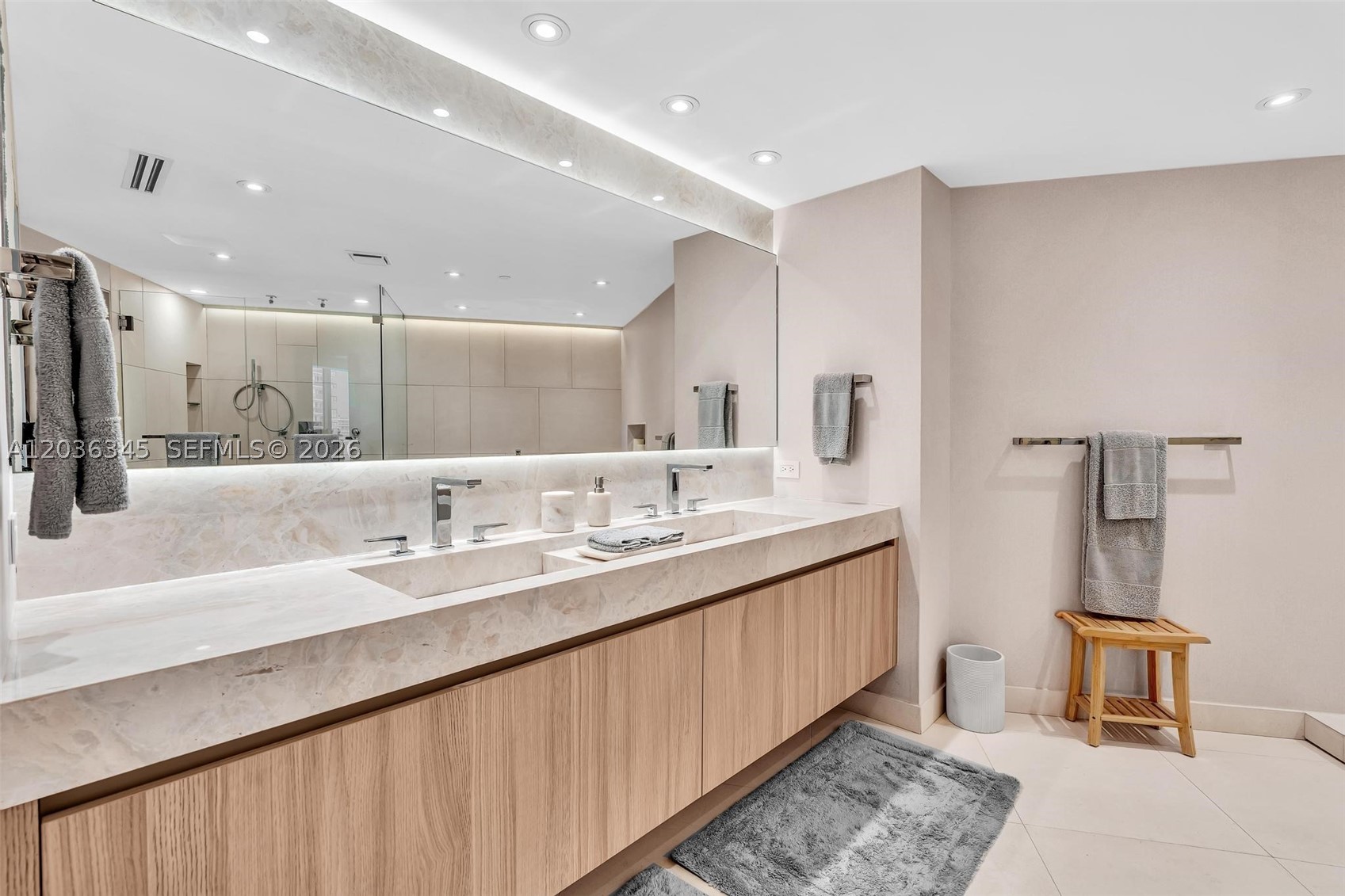 BRISTOL TOWER CONDO - Residential