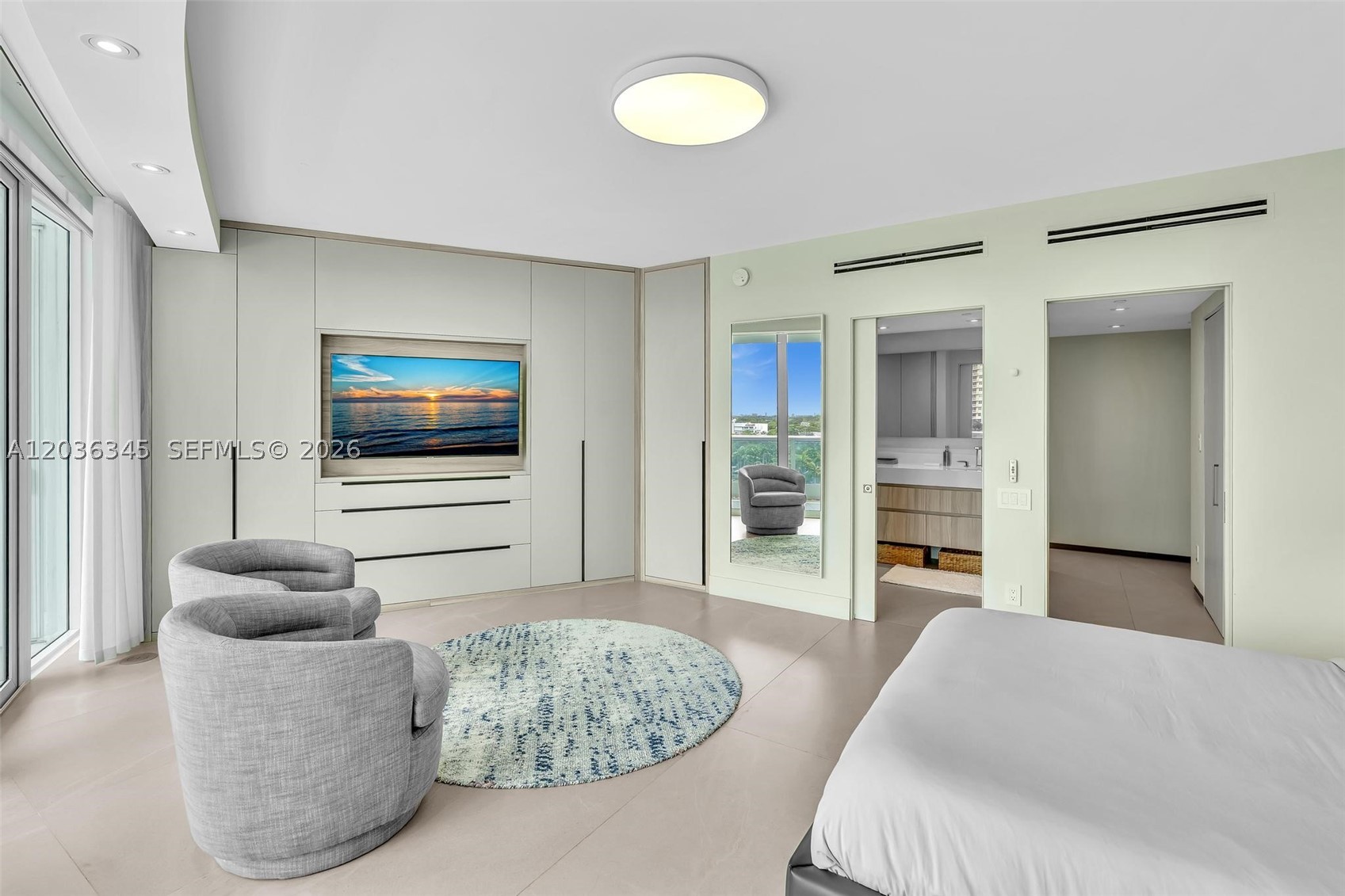 BRISTOL TOWER CONDO - Residential