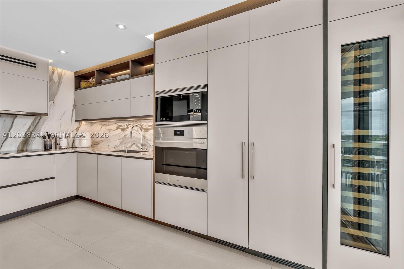 BRISTOL TOWER CONDO - Residential