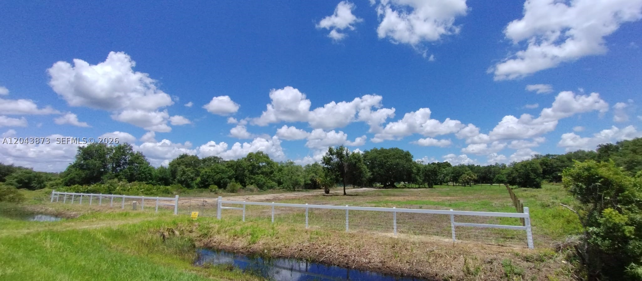 viking prairie - Land