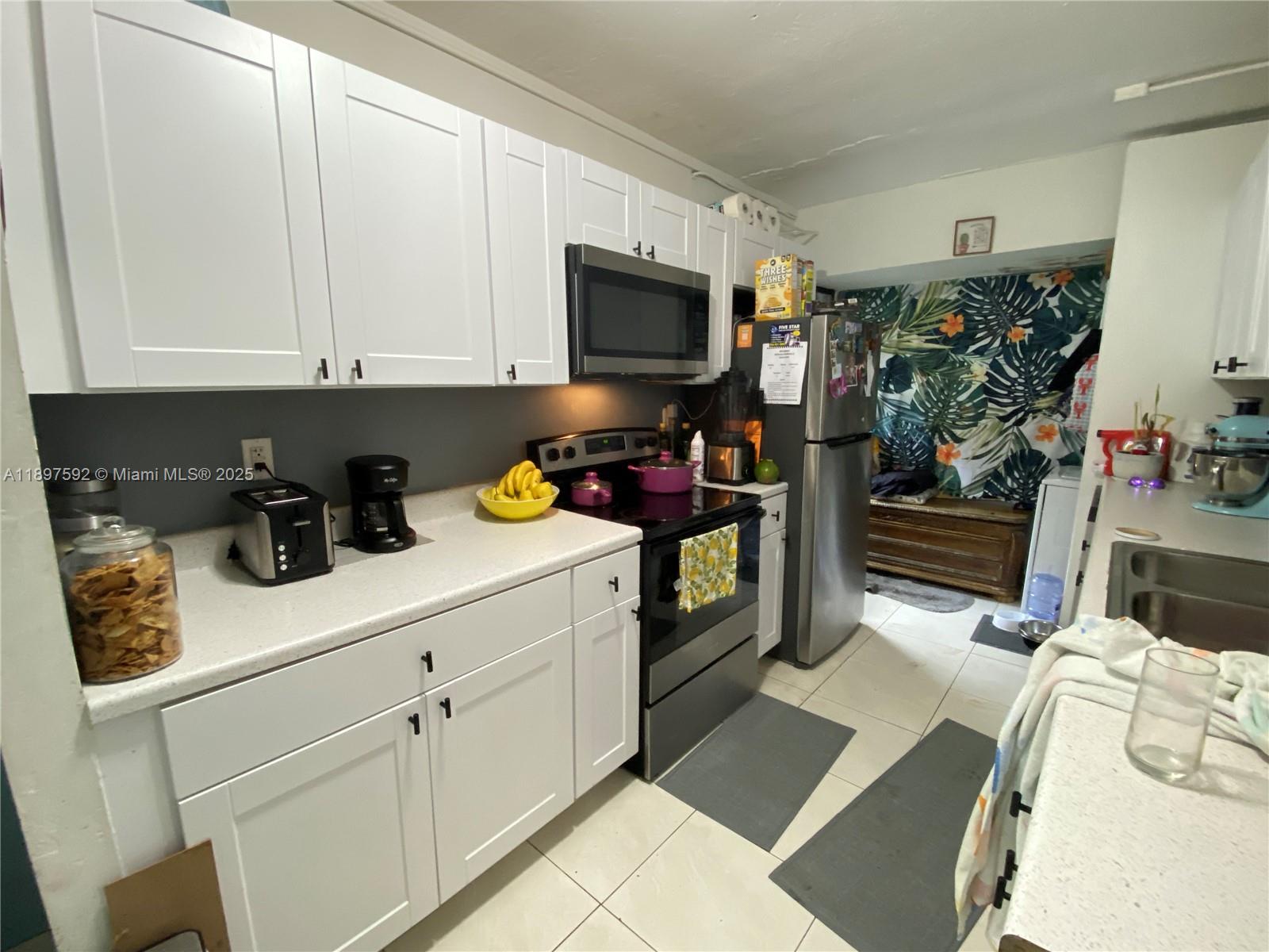IVES ESTATES SEC 5 - Residential