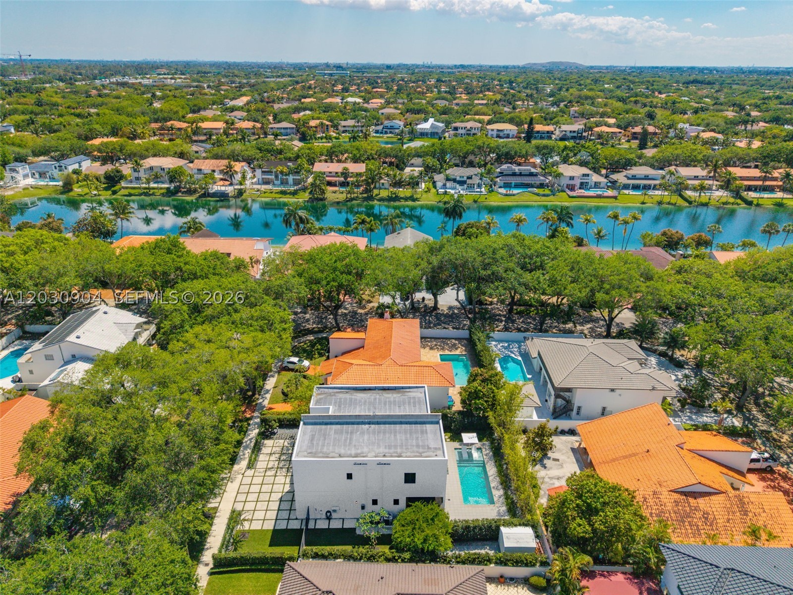 ROYAL OAKS - Residential