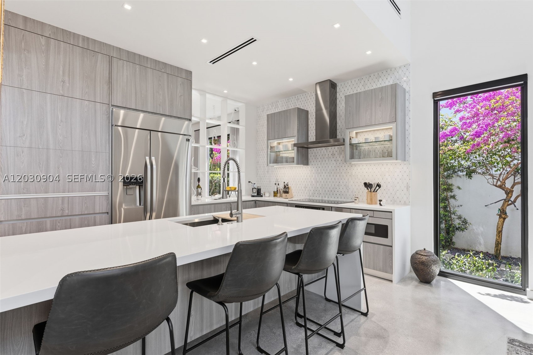 ROYAL OAKS - Residential