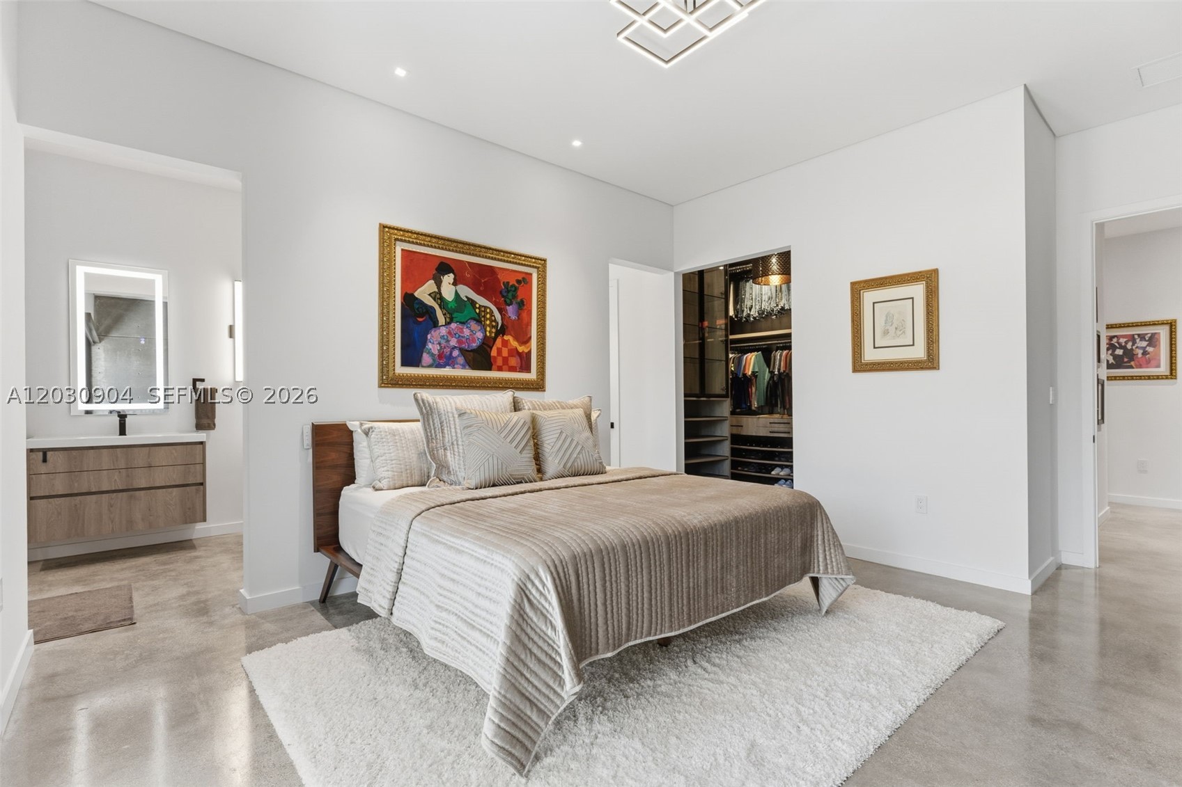 ROYAL OAKS - Residential